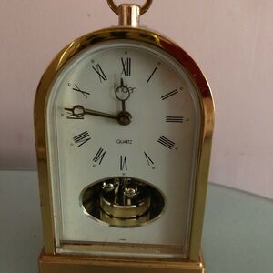 Linden antique brass Table Clock